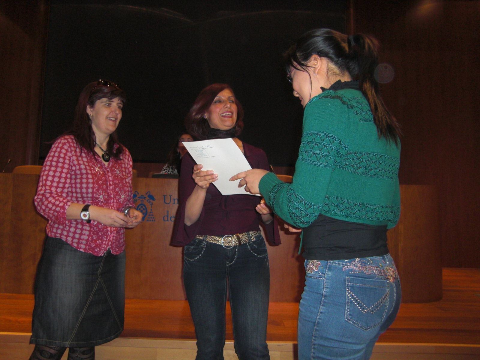 Entrega de diplomas (invierno 2009)