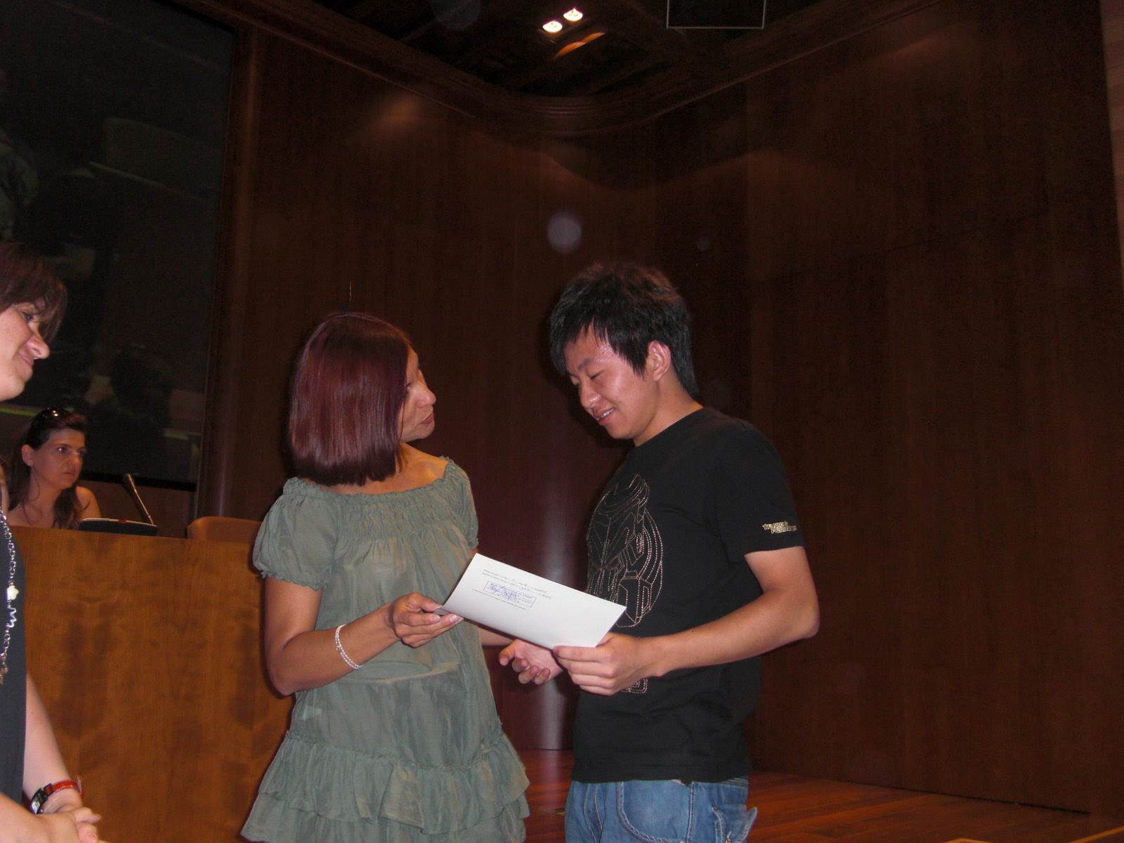 Entrega de diplomas (julio 2009)