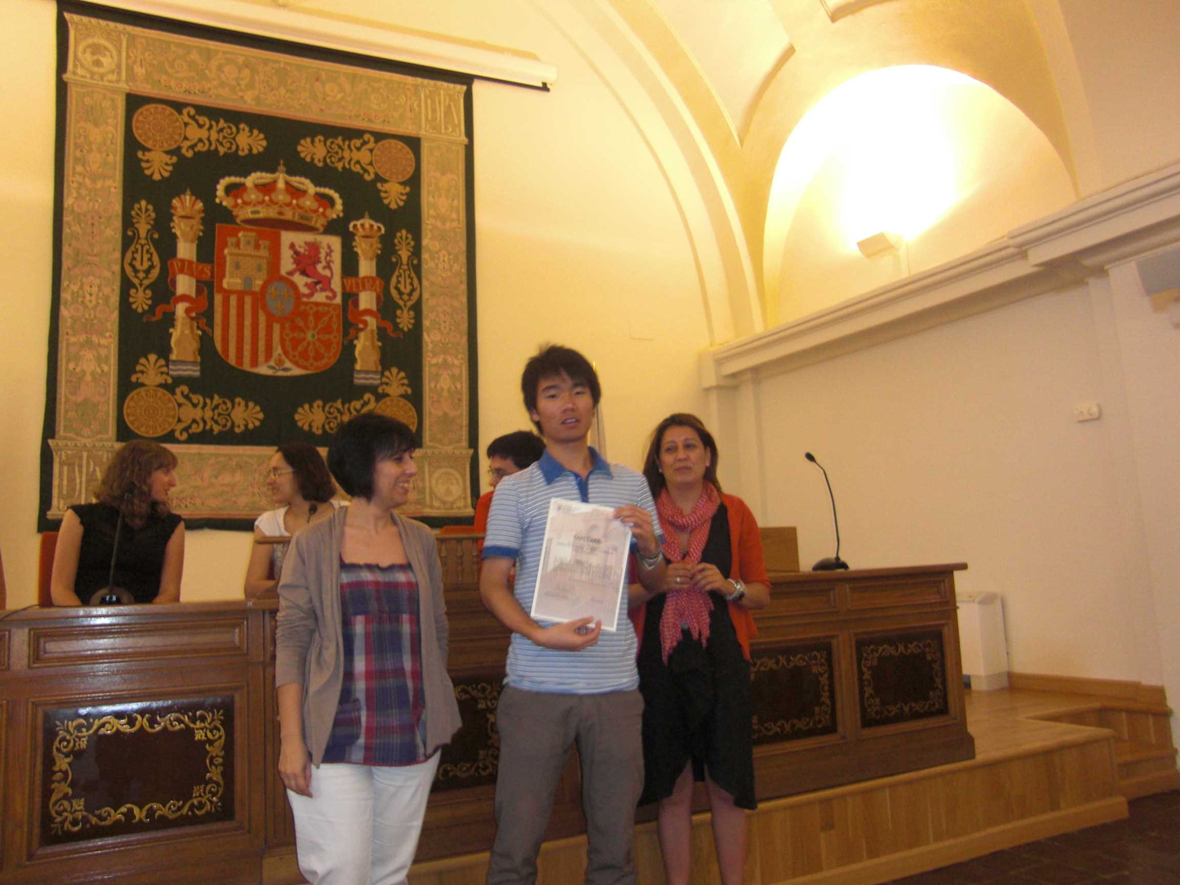 Entrega de diplomas (primavera 2012)