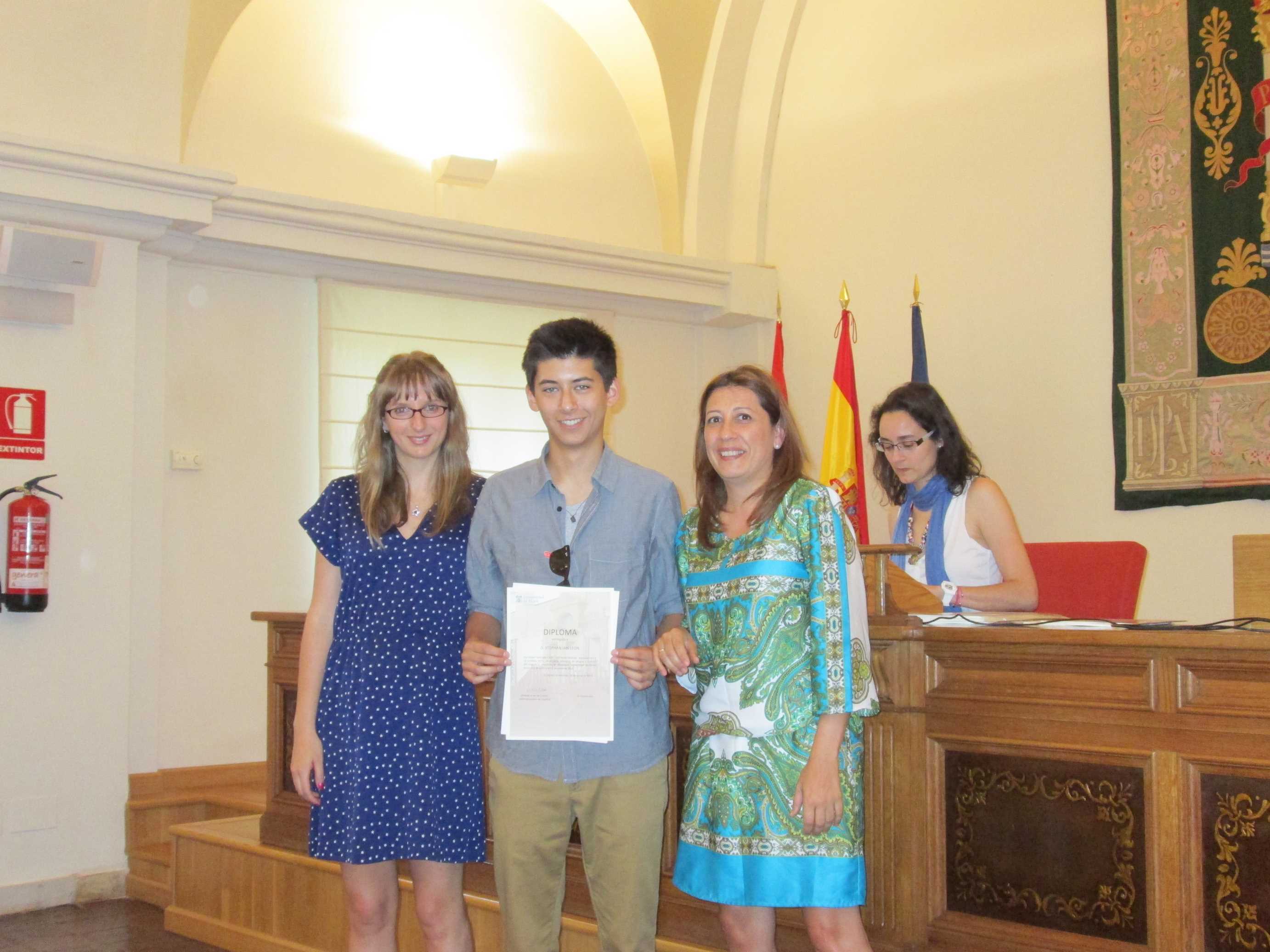 Entrega de diplomas (intensivo de junio de 2013)