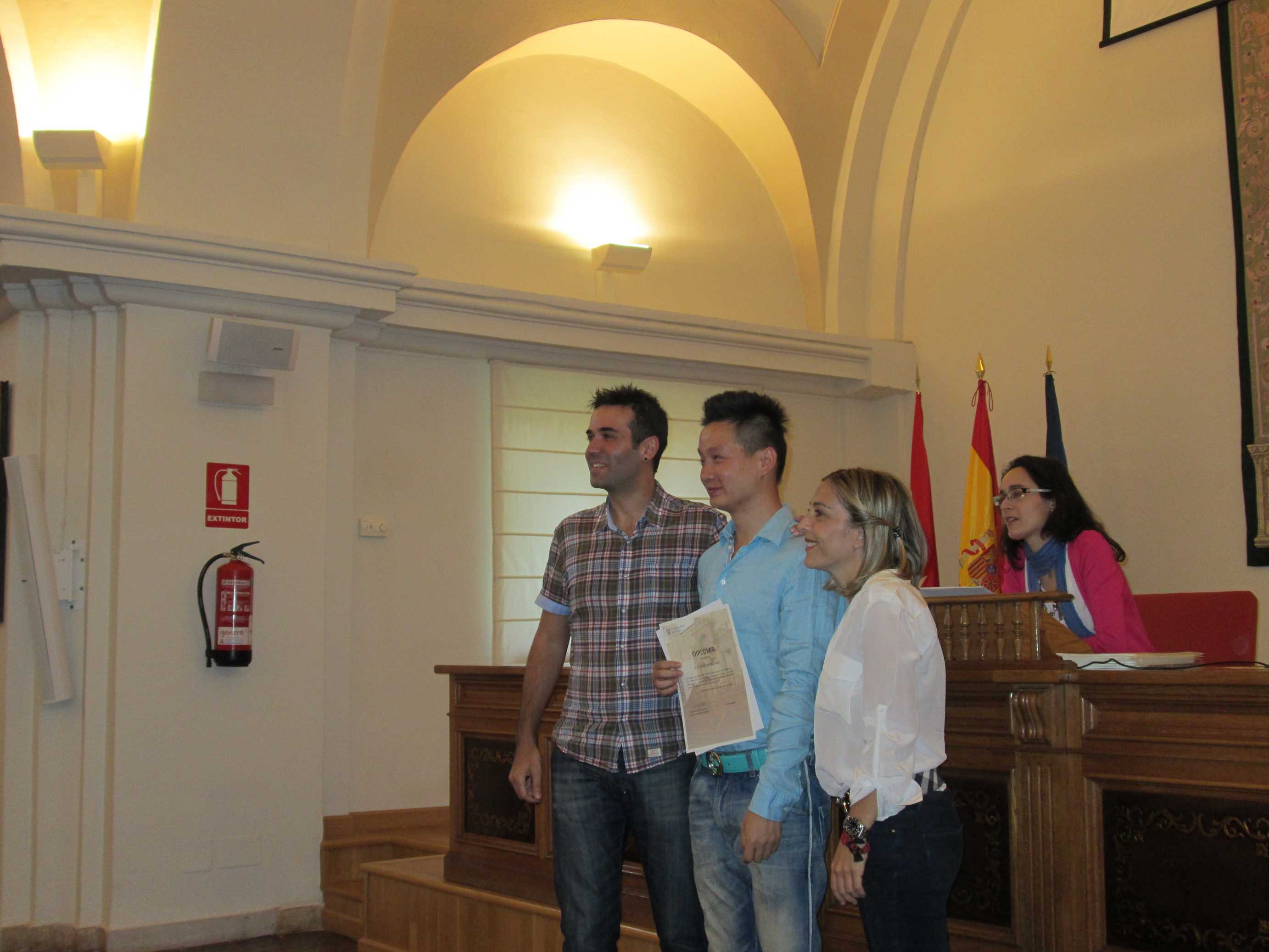 Entrega de diplomas (intensivo de junio de 2013)