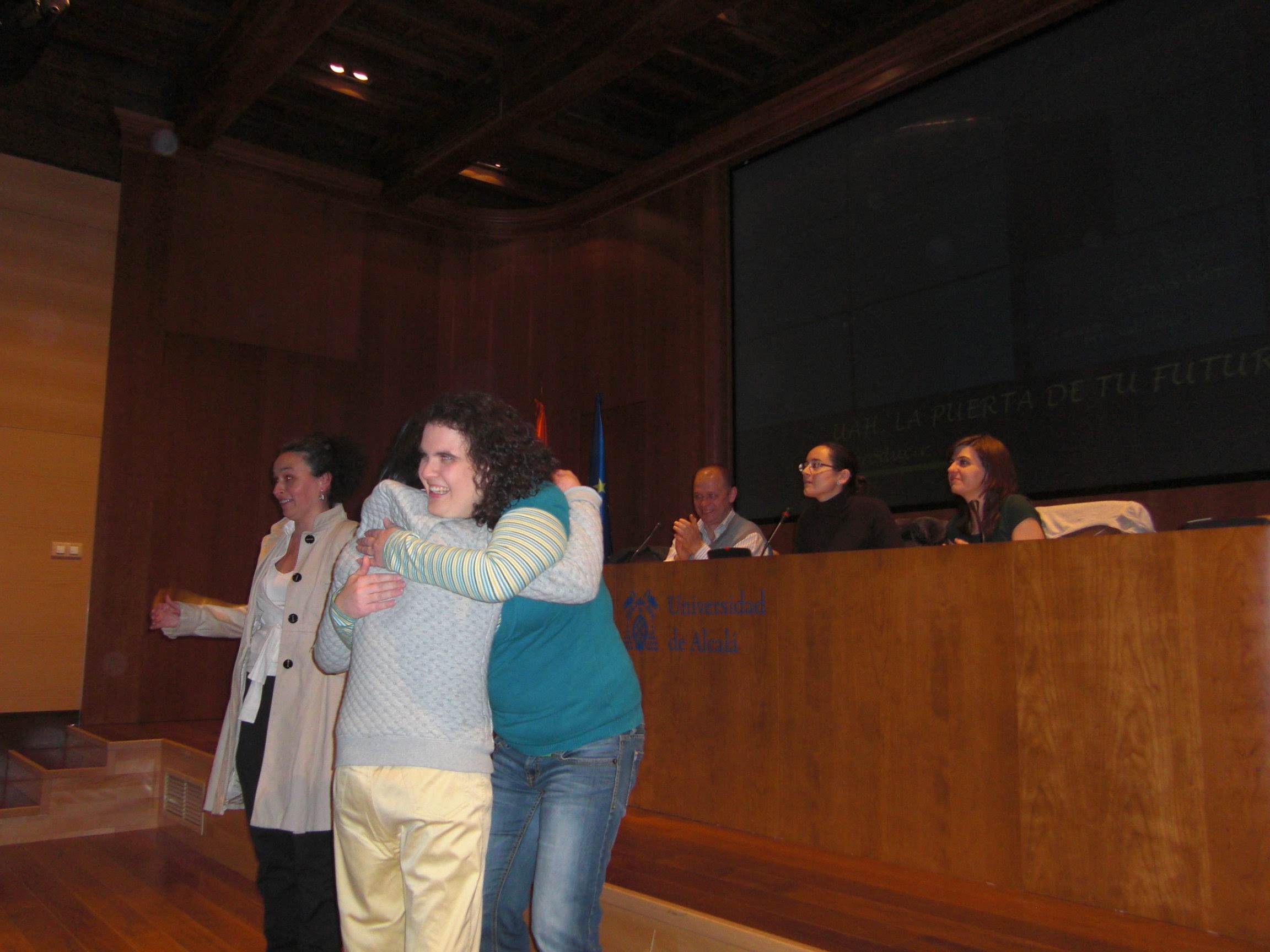 Estudiantes en la entrega de diplomas (invierno 2010)