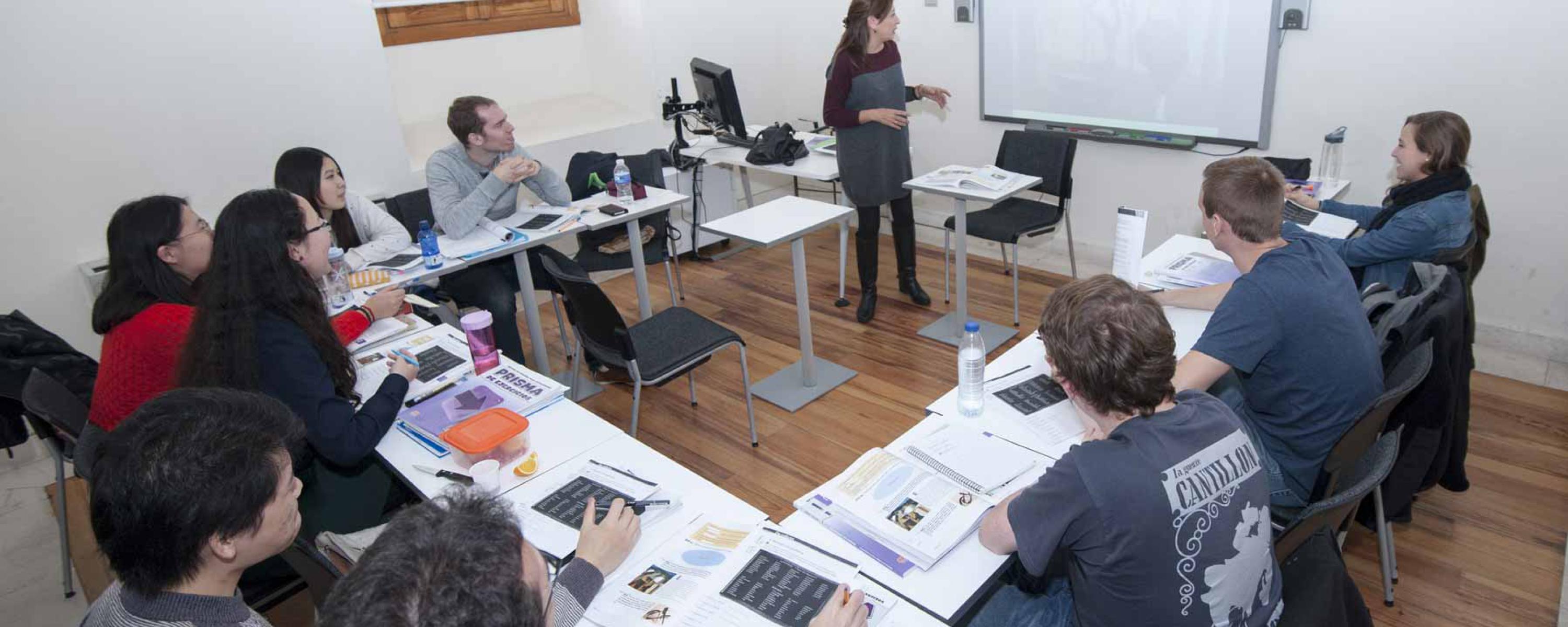 Clase ELE en Alcalingua