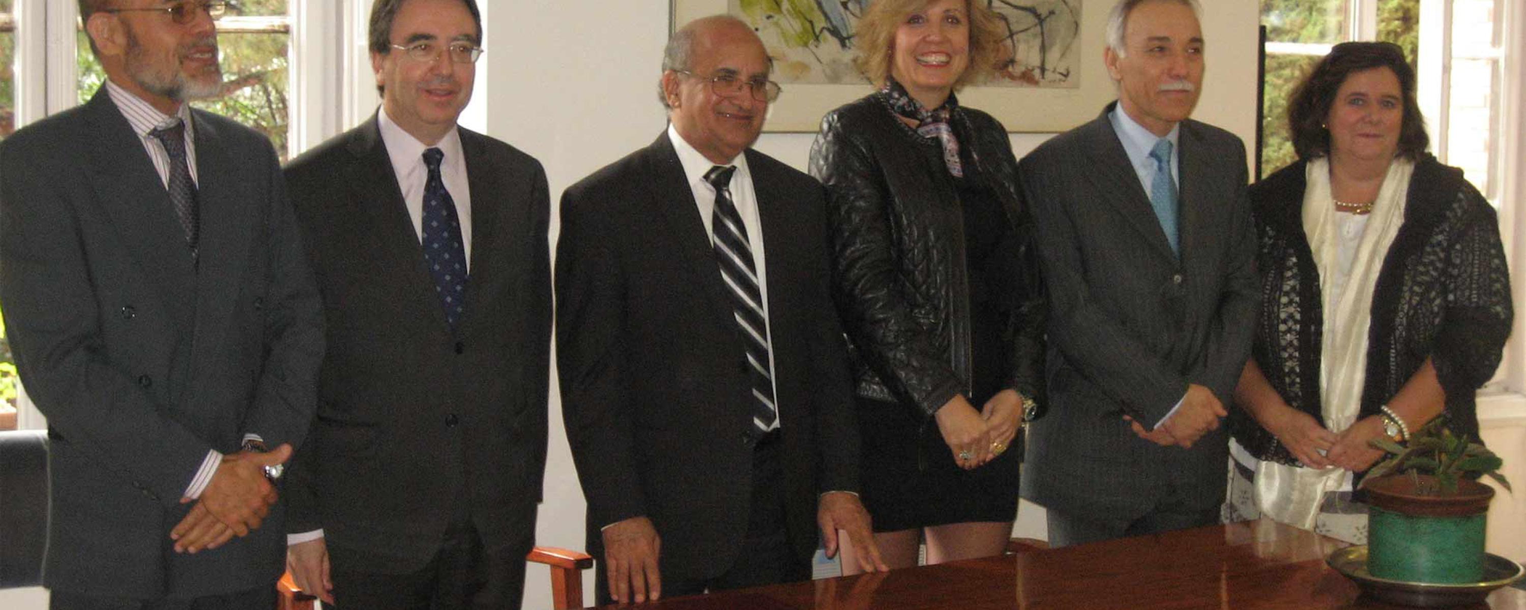 Fernando Galván y Madani A. Dakhil