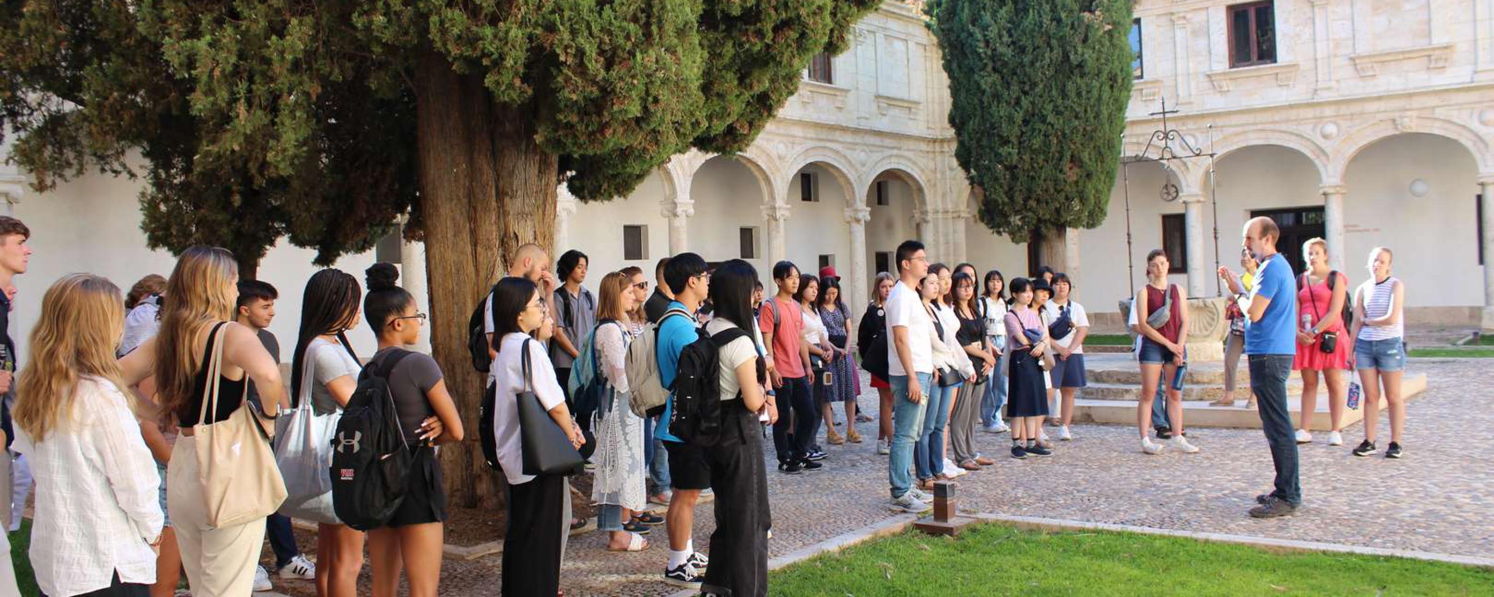 visita-uah-sep2022